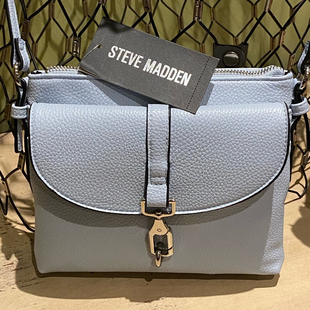 Steve Madden baby blue crossbody